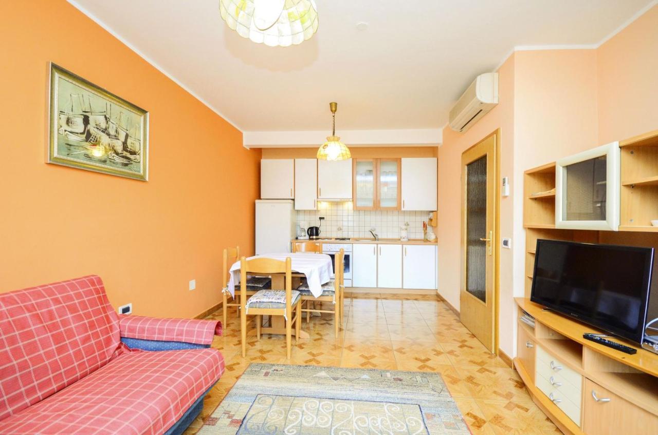 Apartments Marija อูมัค ภายนอก รูปภาพ