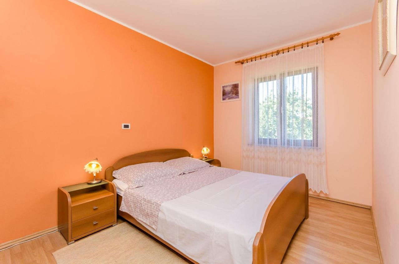 Apartments Marija อูมัค ภายนอก รูปภาพ